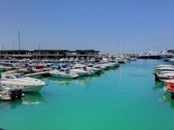 2 soveværelse Lejlighed til salg i El Toro / Port Adriano med garage - € 750.000 (Ref: 9298999)