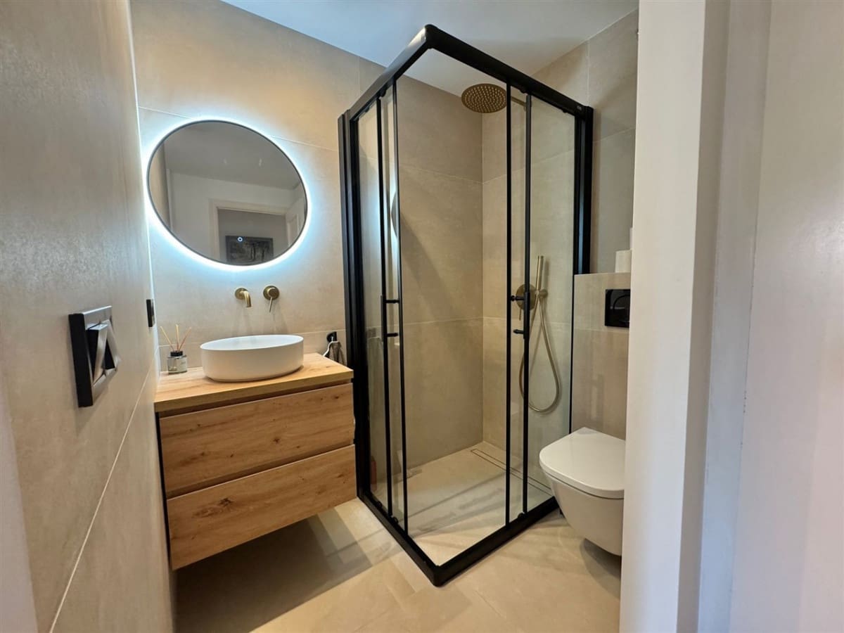 2 soveværelse Lejlighed til salg i El Toro / Port Adriano med garage - € 750.000 (Ref: 9298999)