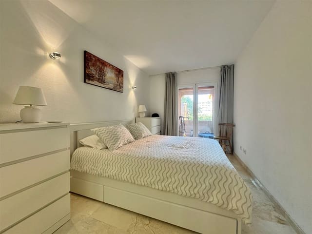 2 soveværelse Lejlighed til salg i El Toro / Port Adriano, Calvià med garage - € 750.000 (Ref: 9298999)