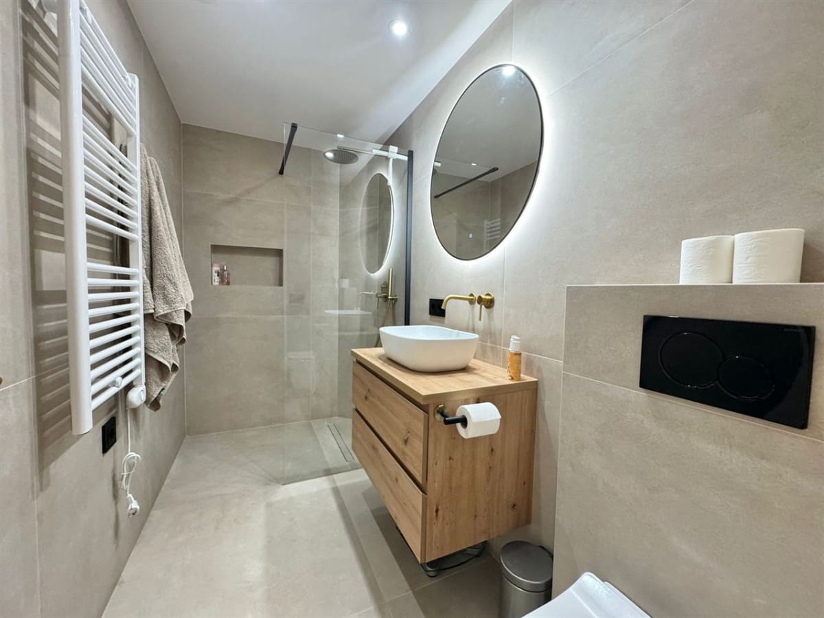 2 soveværelse Lejlighed til salg i El Toro / Port Adriano med garage - € 750.000 (Ref: 9298999)