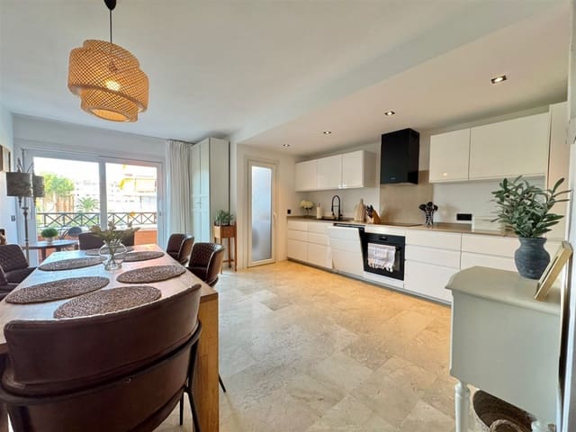 2 soveværelse Lejlighed til salg i El Toro / Port Adriano, Calvià med garage - € 750.000 (Ref: 9298999)