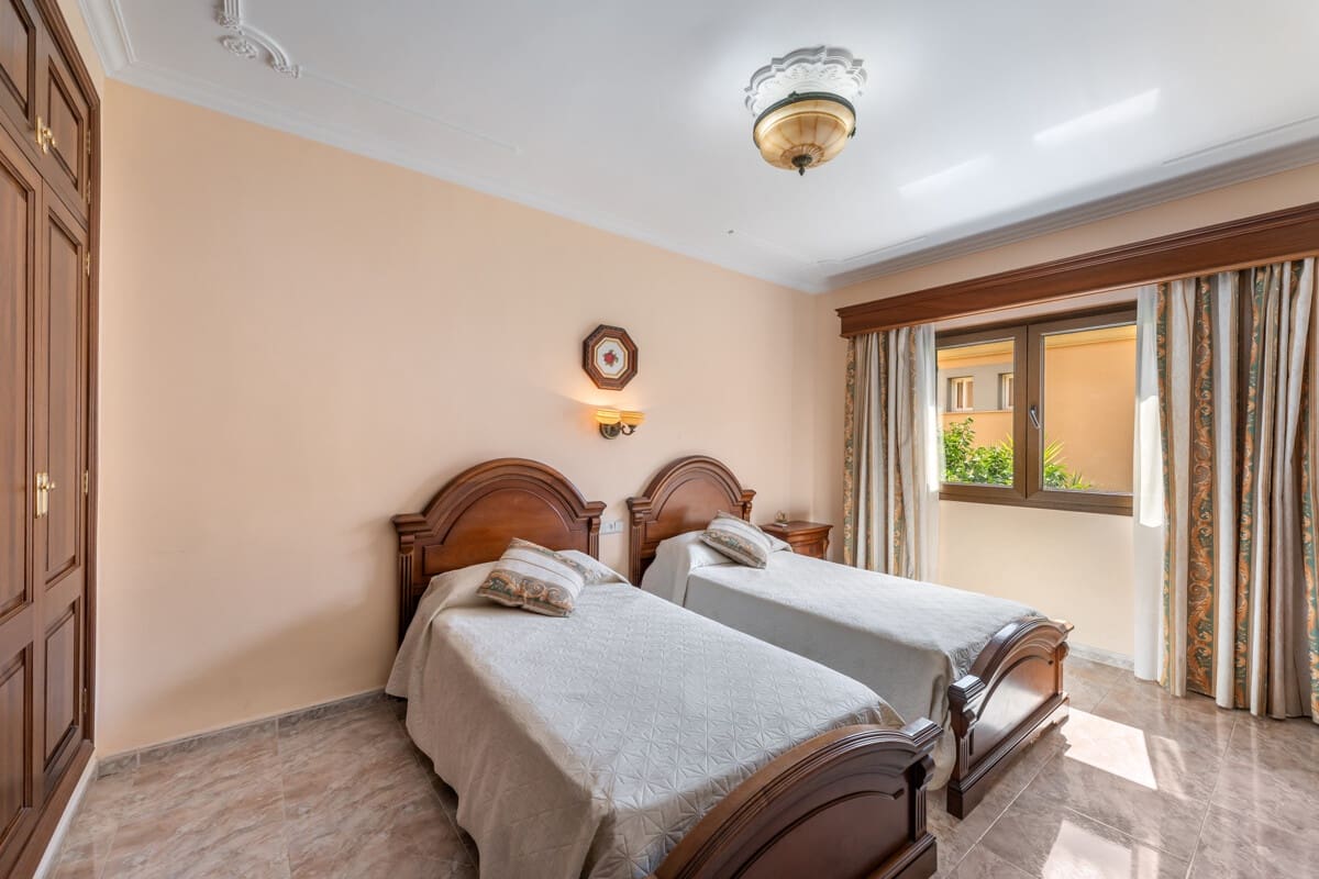 3 bedroom Villa for sale in Marratxi with pool garage - € 980,000 (Ref: 9319821)