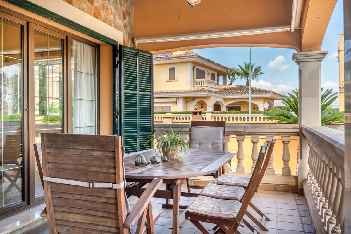 3 bedroom Villa for sale in Marratxi with pool garage - € 980,000 (Ref: 9319821)