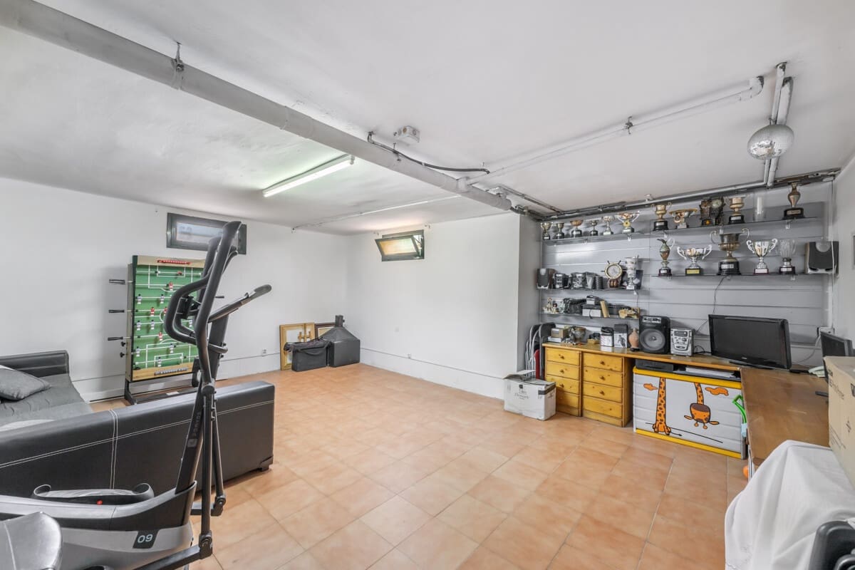 3 bedroom Villa for sale in Marratxi with pool garage - € 980,000 (Ref: 9319821)