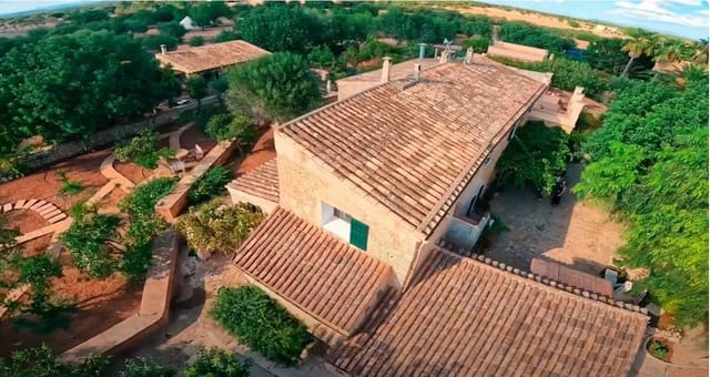 16 sypialnia Finka/Dom wiejski na sprzedaż w Felanitx z basenem garażem - 3 700 000 € (Ref: 9322319)