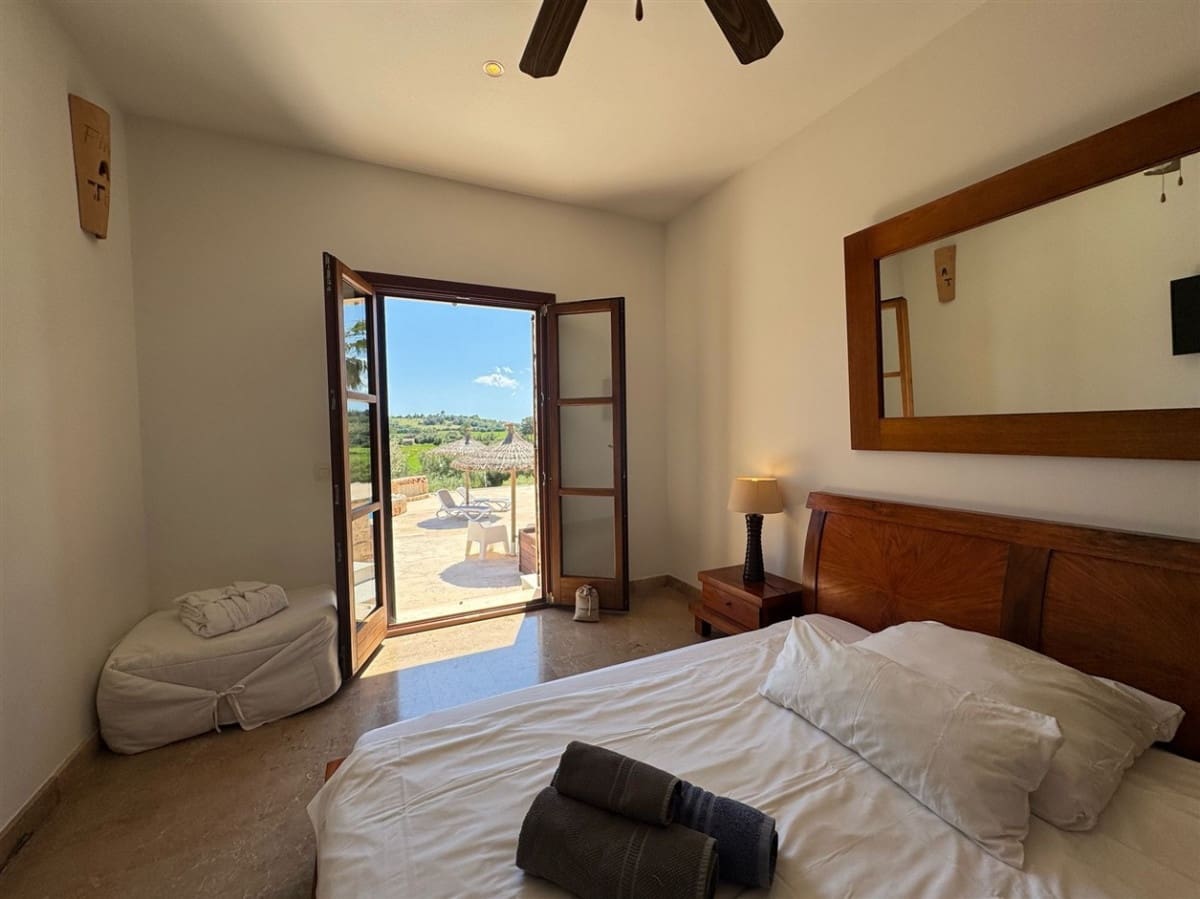 3 makuuhuone Maalaistalo myytävänä paikassa Manacor mukana 
autotalli - 2 100 000 € (Ref: 9329824)