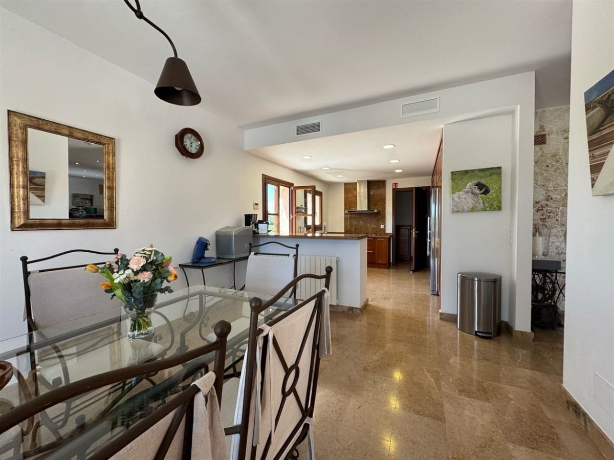 3 makuuhuone Maalaistalo myytävänä paikassa Manacor mukana 
autotalli - 2 100 000 € (Ref: 9329824)