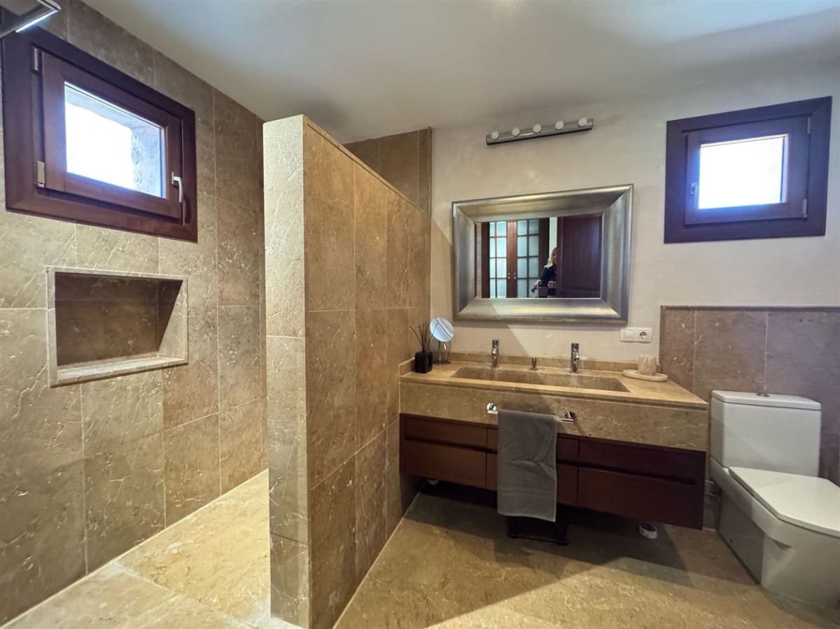 3 makuuhuone Maalaistalo myytävänä paikassa Manacor mukana 
autotalli - 2 100 000 € (Ref: 9329824)