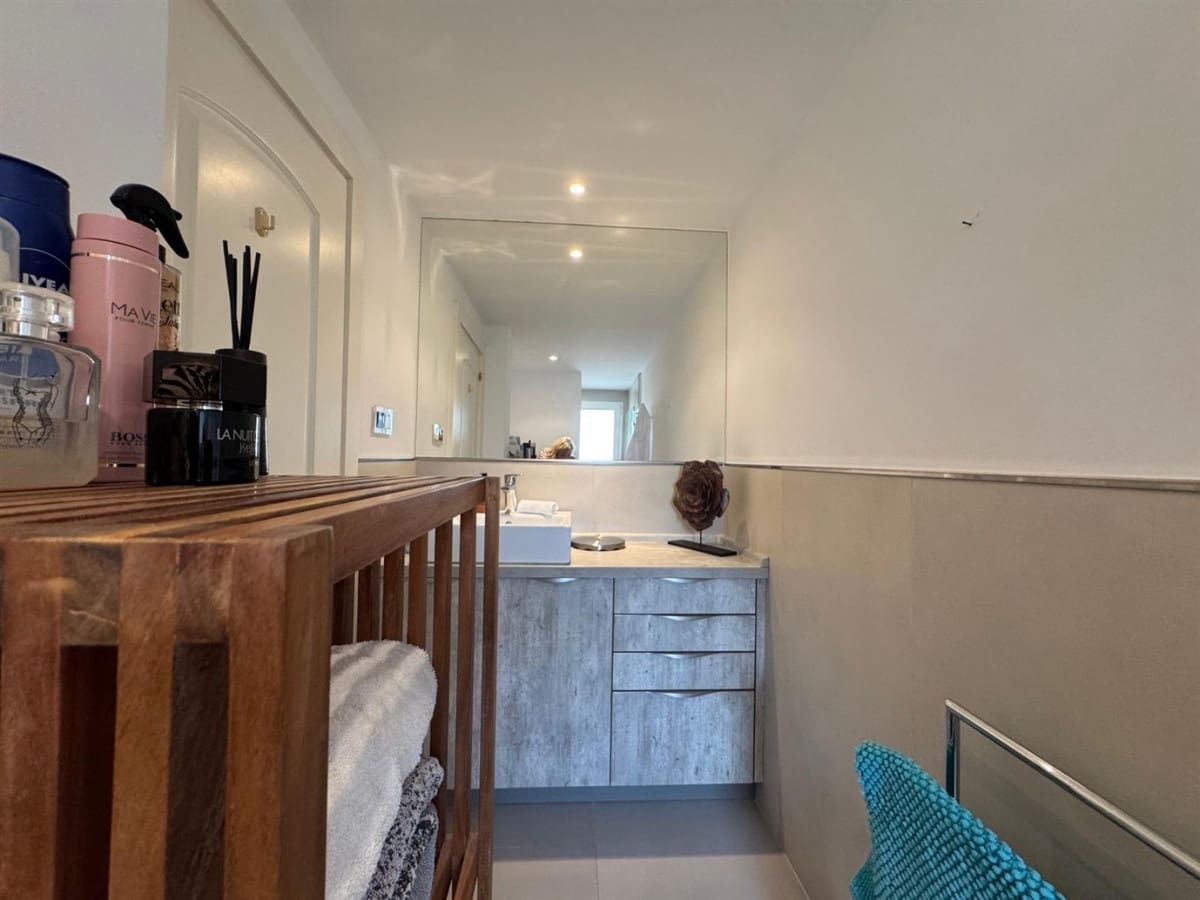 4 Zimmer Villa zu verkaufen in Es Camp De Mar / El Camp De Mar mit Pool - 899.000 € (Ref: 9331813)