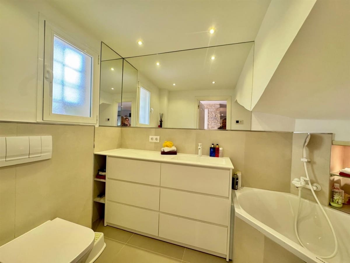 4 Zimmer Villa zu verkaufen in Es Camp De Mar / El Camp De Mar mit Pool - 899.000 € (Ref: 9331813)