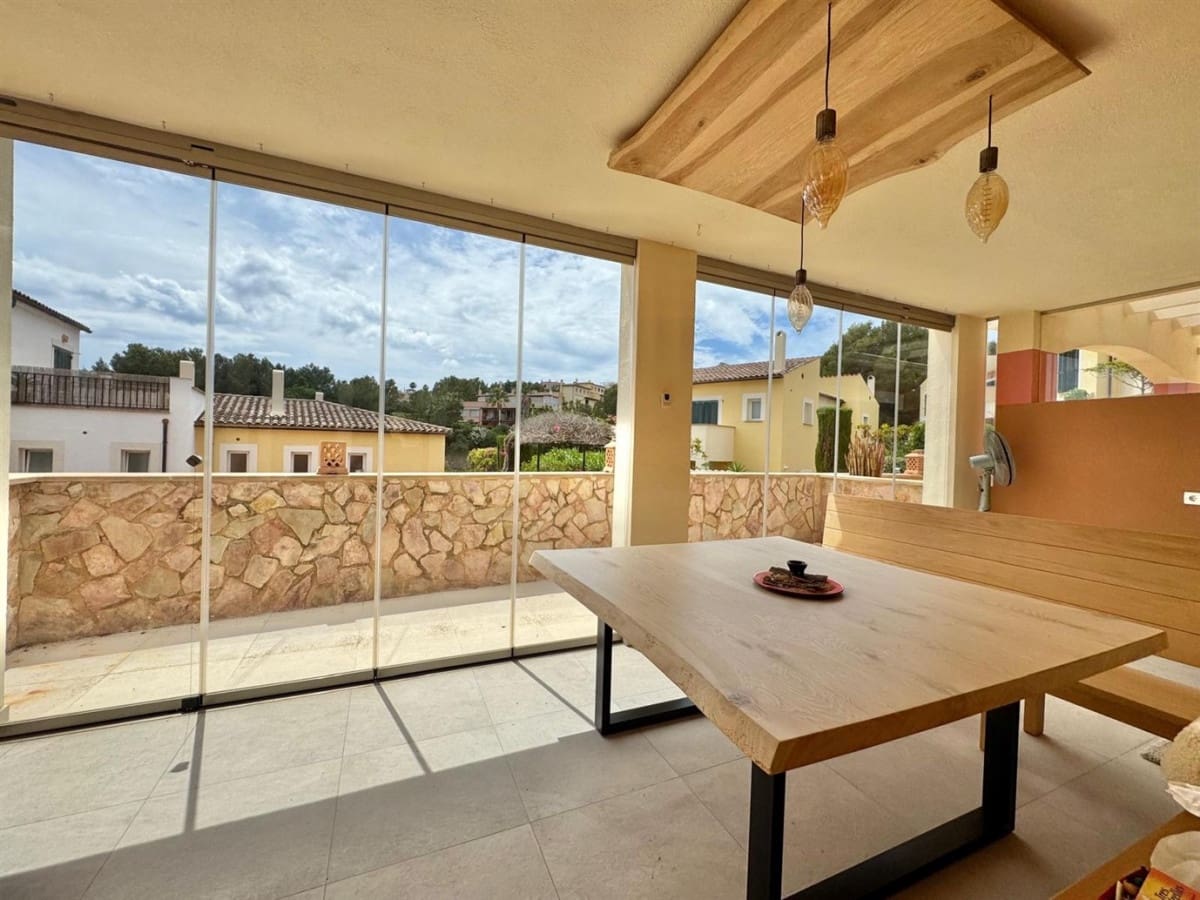 4 Zimmer Villa zu verkaufen in Es Camp De Mar / El Camp De Mar mit Pool - 899.000 € (Ref: 9331813)