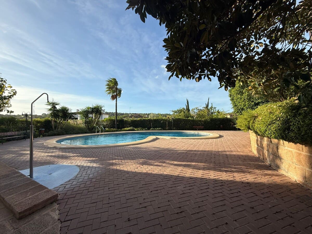 2 sovrum Lägenhet till salu i Genova med pool garage - 695 000 € (Ref: 9345312)