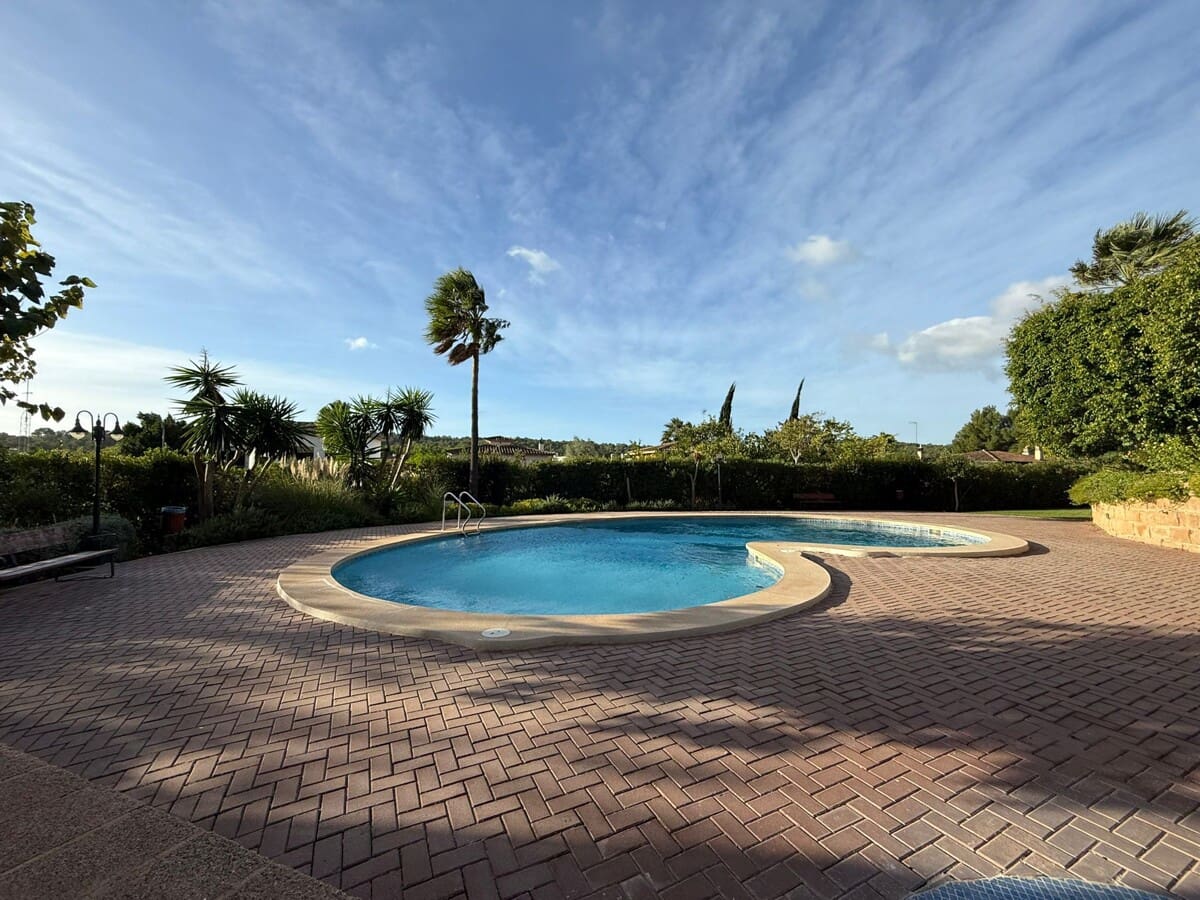 2 sovrum Lägenhet till salu i Genova med pool garage - 695 000 € (Ref: 9345312)