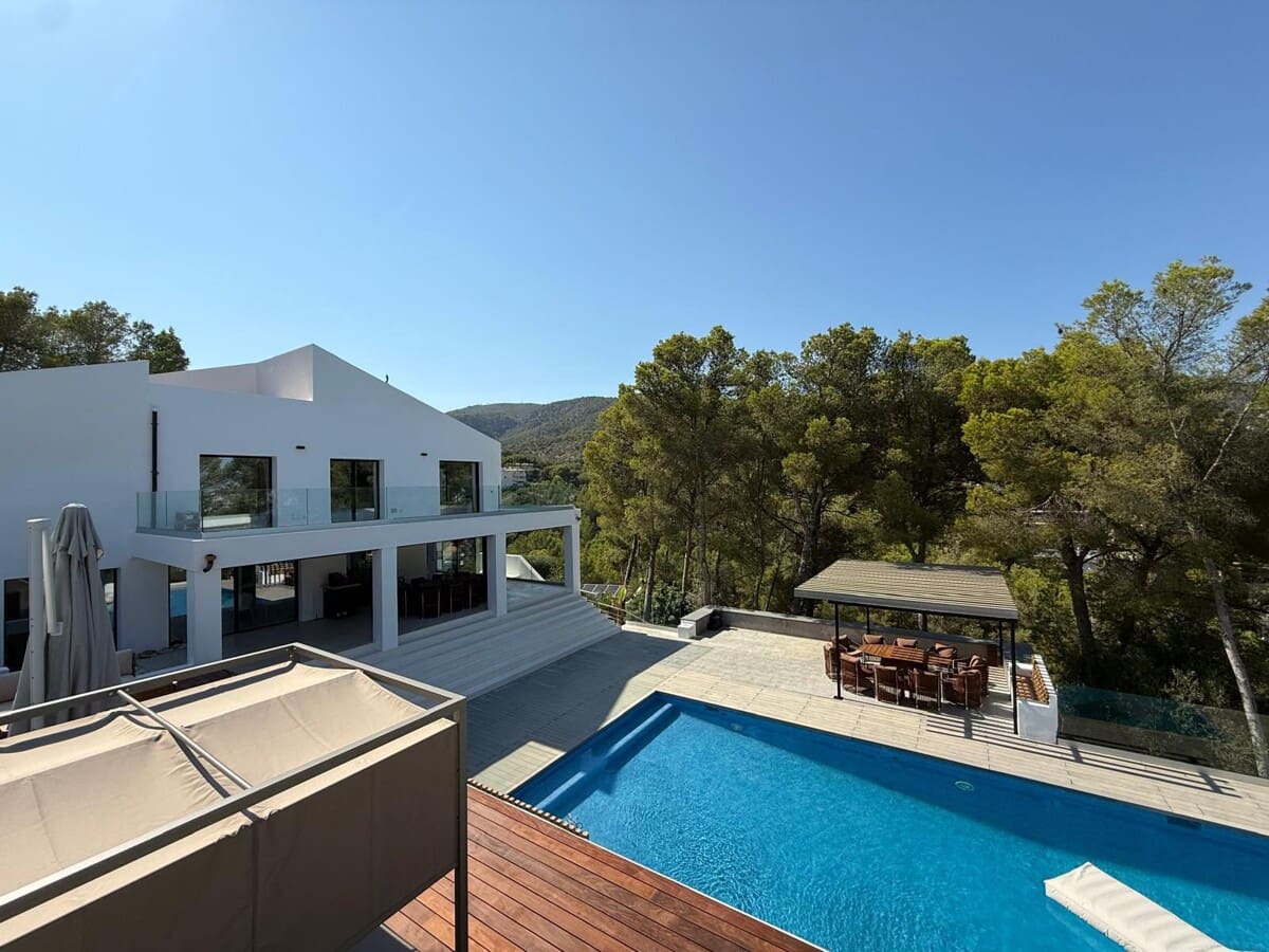 5 camera da letto Villa da affittare in Genova con piscina garage - 12.000 € (Rif: 9357689)