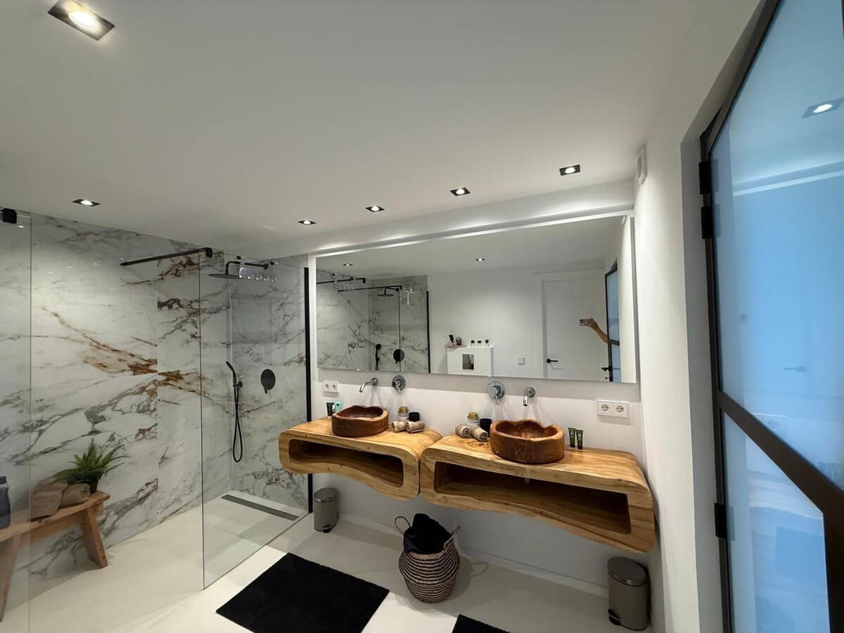 5 camera da letto Villa da affittare in Genova con piscina garage - 12.000 € (Rif: 9357689)