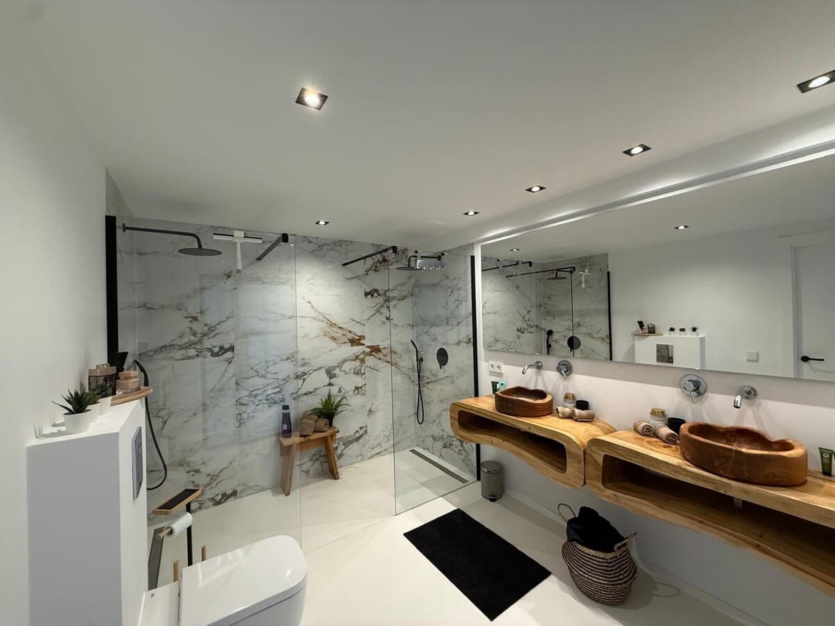 5 camera da letto Villa da affittare in Genova con piscina garage - 12.000 € (Rif: 9357689)