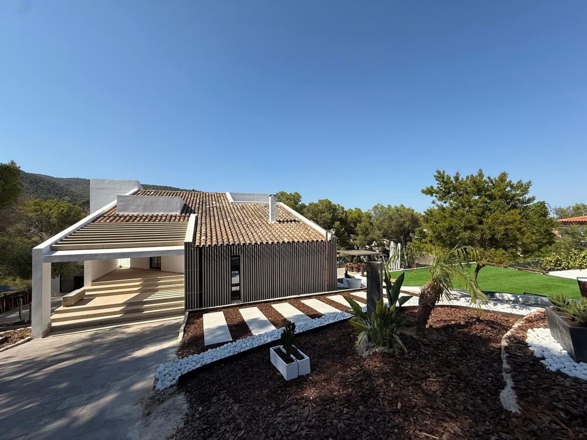 5 camera da letto Villa da affittare in Genova con piscina garage - 12.000 € (Rif: 9357689)