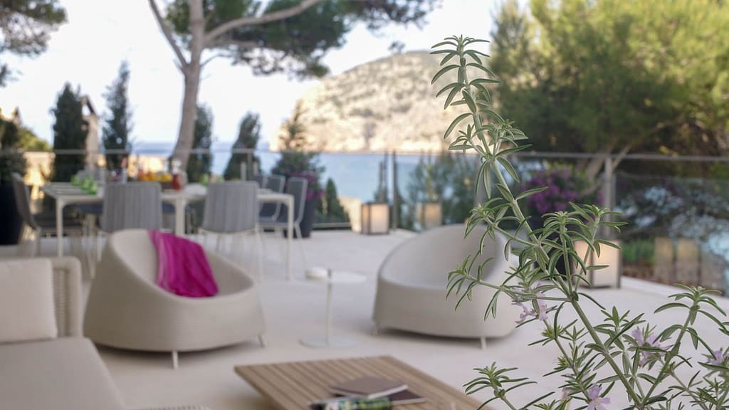 9 bedroom Villa for sale in Es Camp De Mar / El Camp De Mar with pool garage - € 15,000,000 (Ref: 9357690)