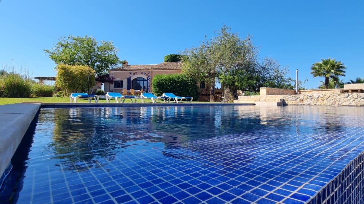 4 bedroom Finca/Country House for sale in Sant Llorenc des Cardassar with pool garage - € 1,849,000 (Ref: 9400229)