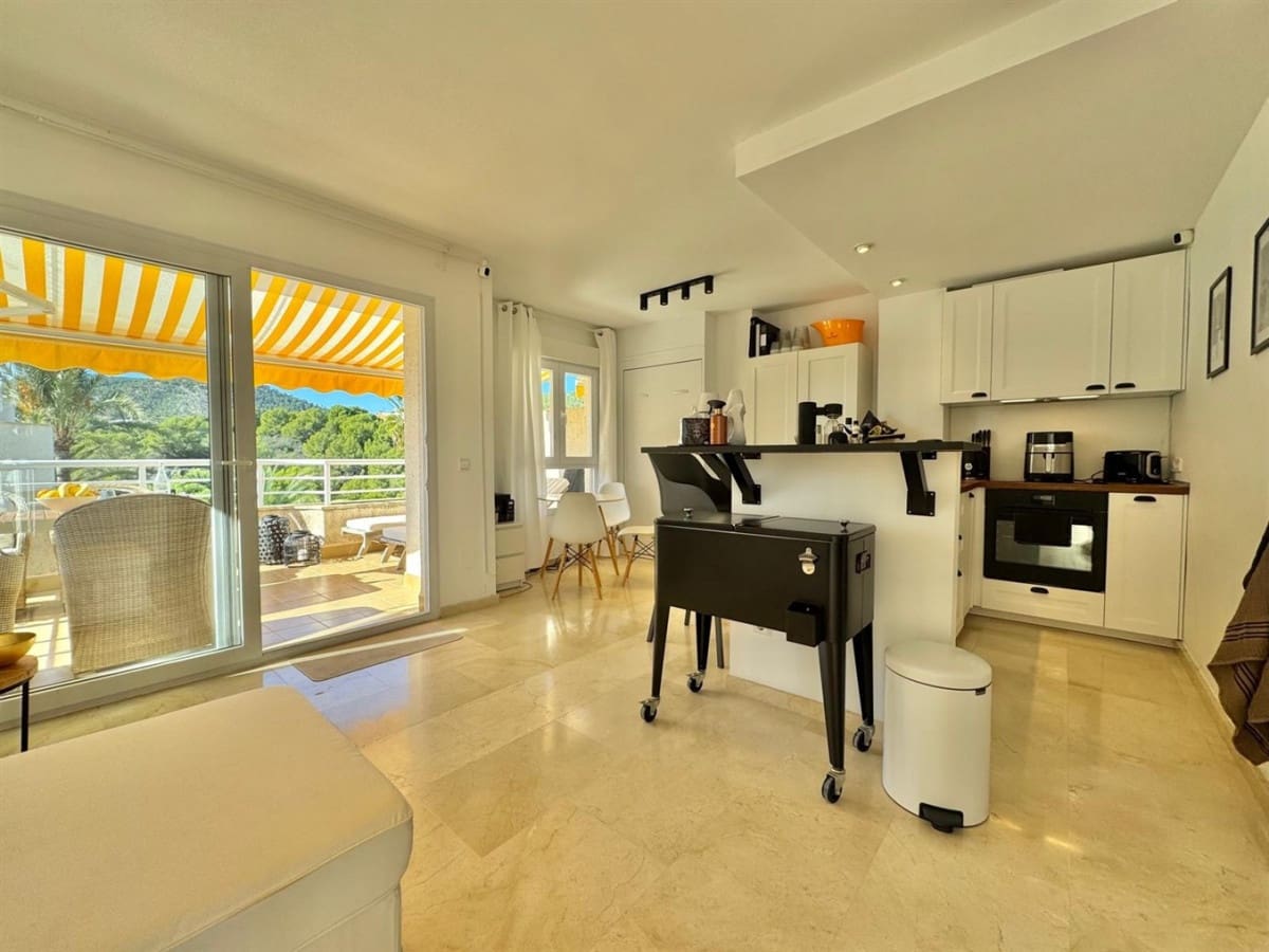 1 bedroom Penthouse for sale in Es Camp De Mar / El Camp De Mar with garage - € 545,000 (Ref: 9400233)