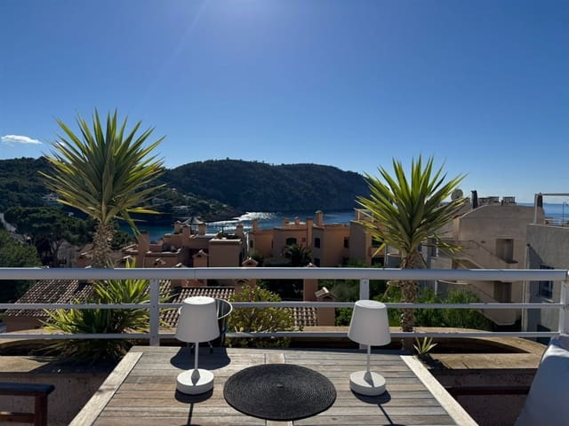 1 soveværelse Penthouse til salg i Es Camp De Mar / El Camp De Mar, Andratx med garage - € 545.000 (Ref: 9400233)