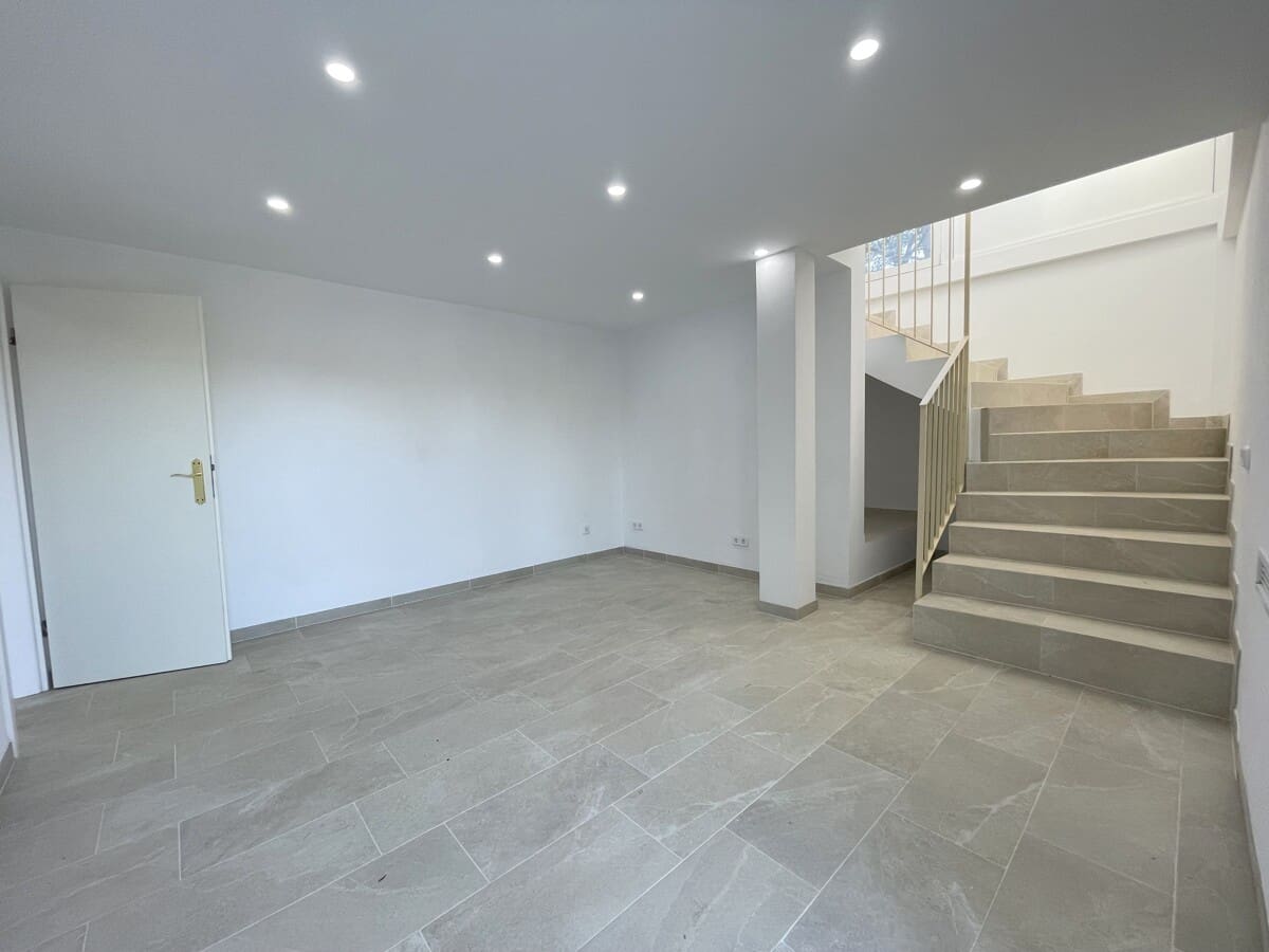 3 soveværelse Villa til salg i Costa de la Calma med garage - € 850.000 (Ref: 9405843)