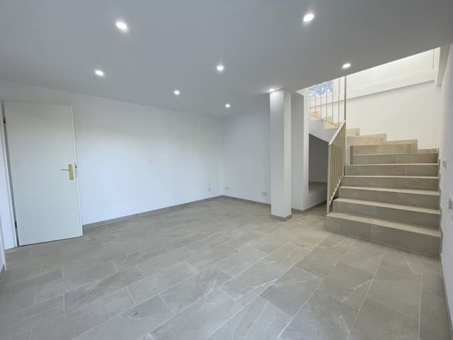 3 slaapkamer Villa te koop in Costa de la Calma, Calvià met garage - € 850.000 (Ref: 9405843)