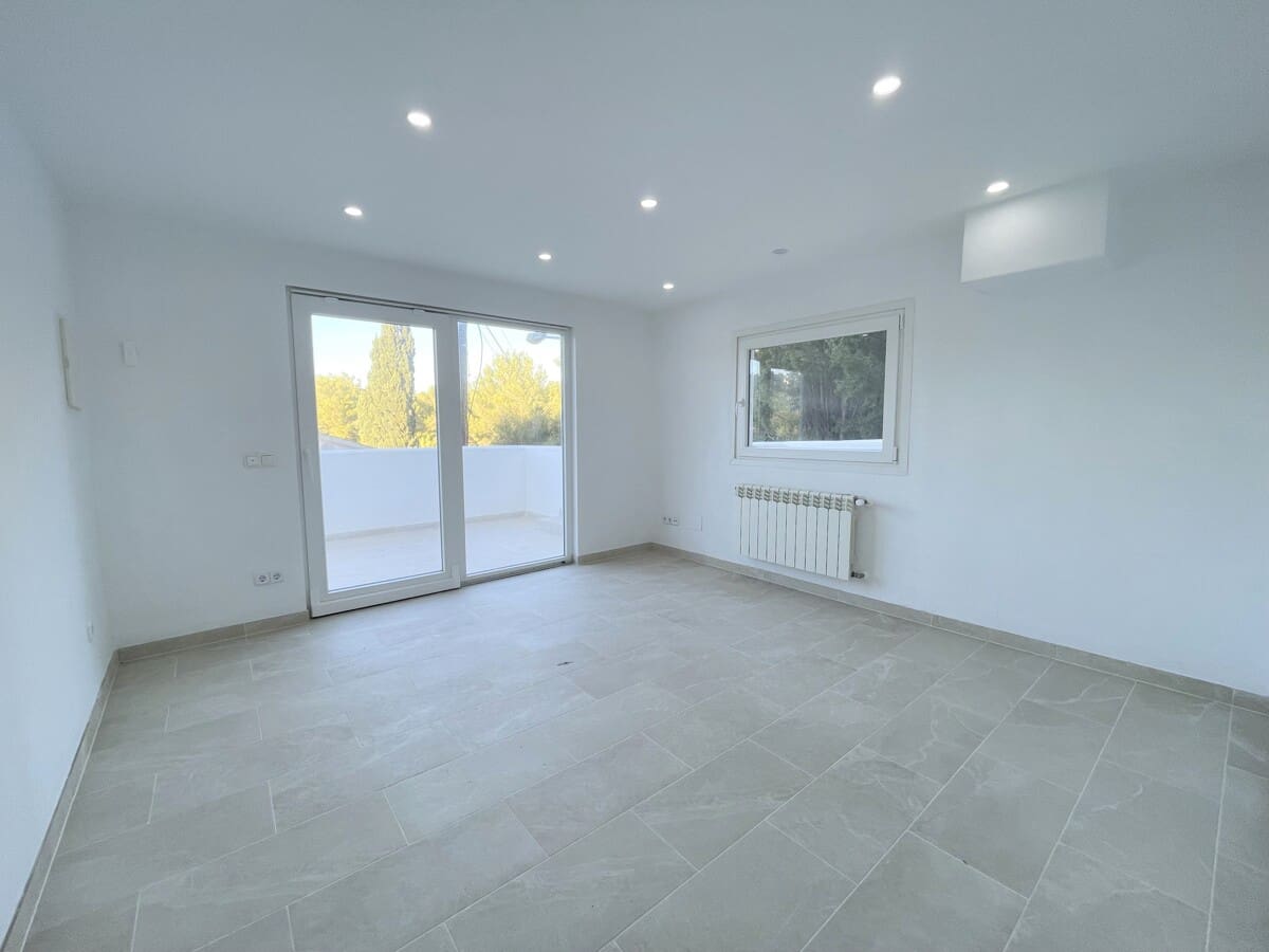 3 soveværelse Villa til salg i Costa de la Calma med garage - € 850.000 (Ref: 9405843)