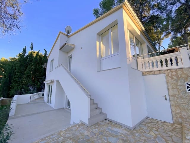 3 slaapkamer Villa te koop in Costa de la Calma, Calvià met garage - € 850.000 (Ref: 9405843)