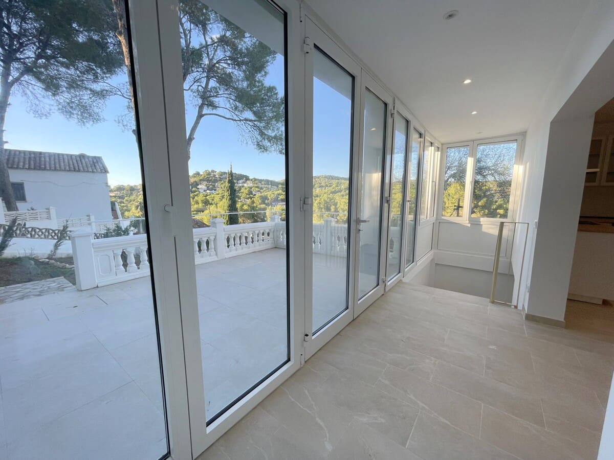 3 soveværelse Villa til salg i Costa de la Calma med garage - € 850.000 (Ref: 9405843)