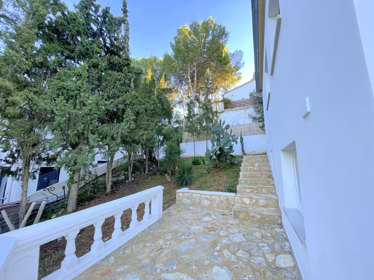 3 soveværelse Villa til salg i Costa de la Calma med garage - € 850.000 (Ref: 9405843)