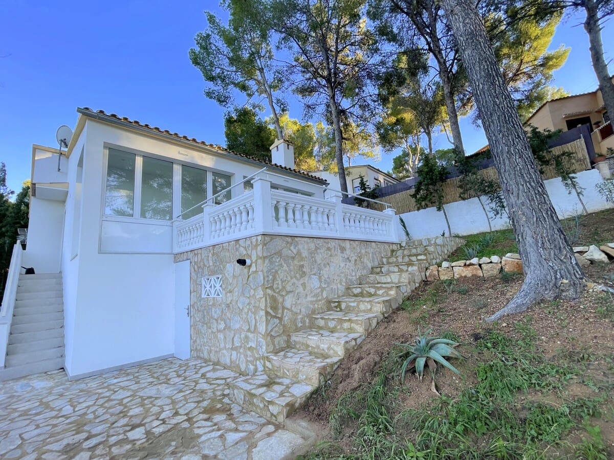 3 soveværelse Villa til salg i Costa de la Calma med garage - € 850.000 (Ref: 9405843)