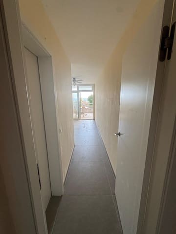 2 soveværelse Lejlighed til salg i Es Camp De Mar / El Camp De Mar, Andratx med swimmingpool - € 550.000 (Ref: 9405844)