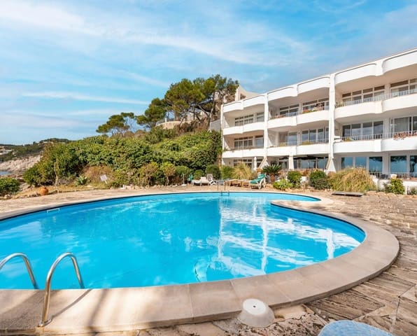 2 soveværelse Lejlighed til salg i Es Camp De Mar / El Camp De Mar, Andratx med swimmingpool - € 550.000 (Ref: 9405844)