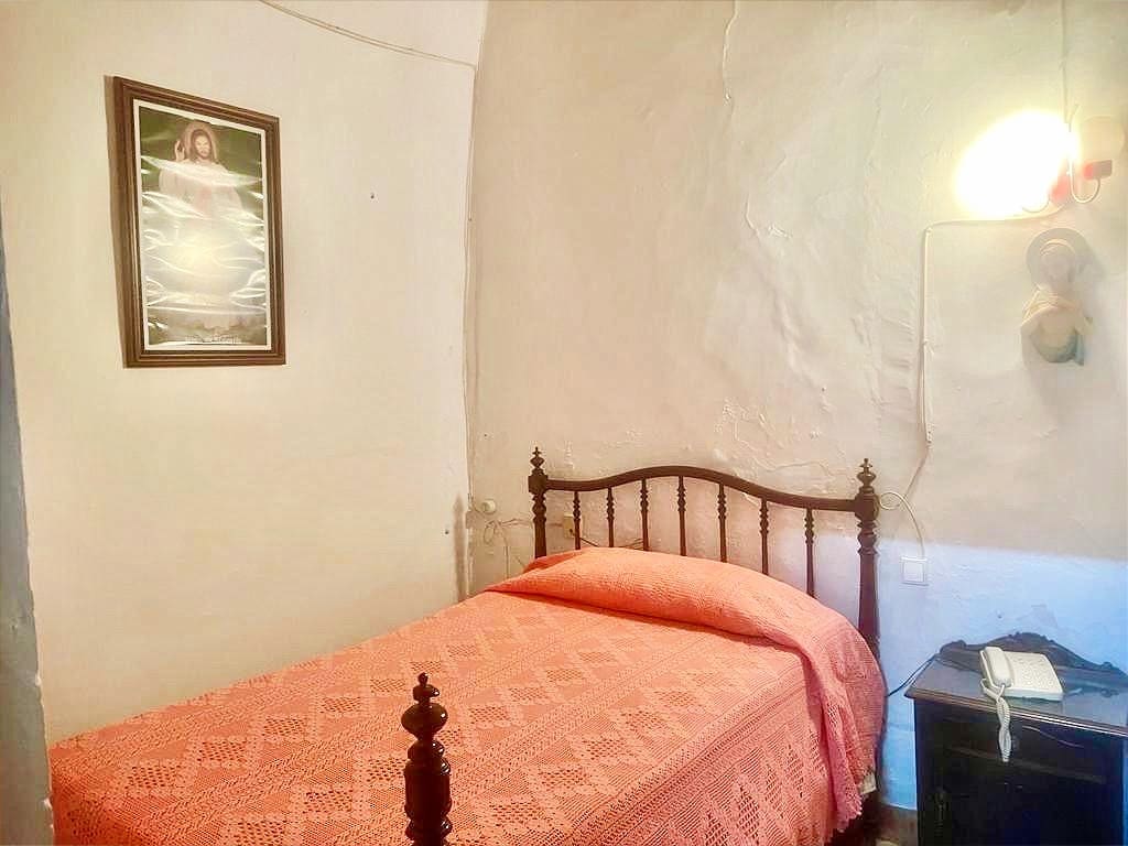 6 slaapkamer Rijtjeshuis te koop in Campos met garage - € 430.000 (Ref: 9415172)