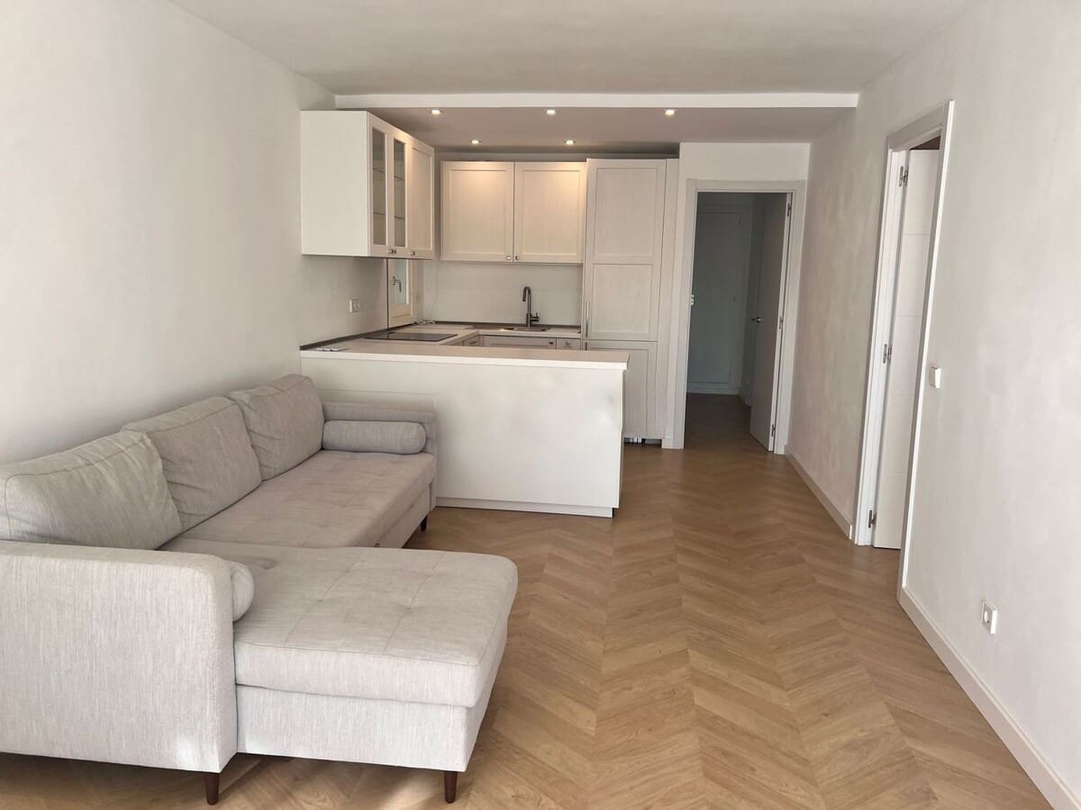 2 bedroom Flat for rent in Cala Vinyes / Cala Vinyas / Cala Vinas with pool garage - € 1,750 (Ref: 9415173)