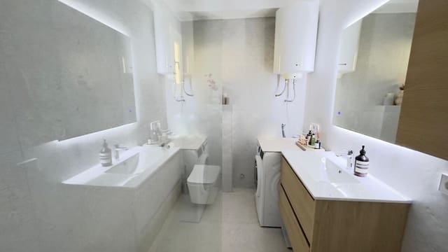 2 bedroom Flat for rent in Cala Vinyes / Cala Vinyas / Cala Viñas, Calvià with pool garage - € 1,750 (Ref: 9415173)