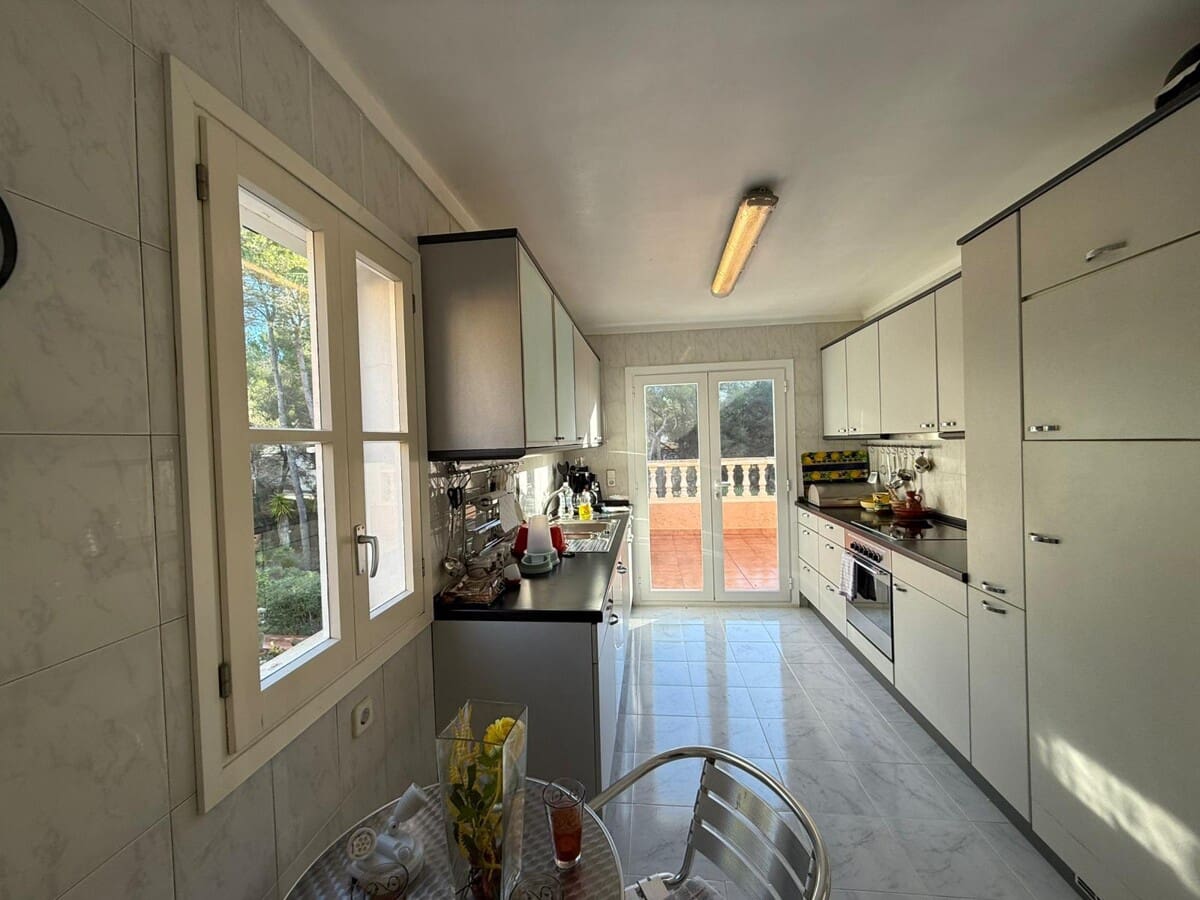 3 bedroom Villa for sale in Costa de la Calma with pool garage - € 1,200,000 (Ref: 9436398)