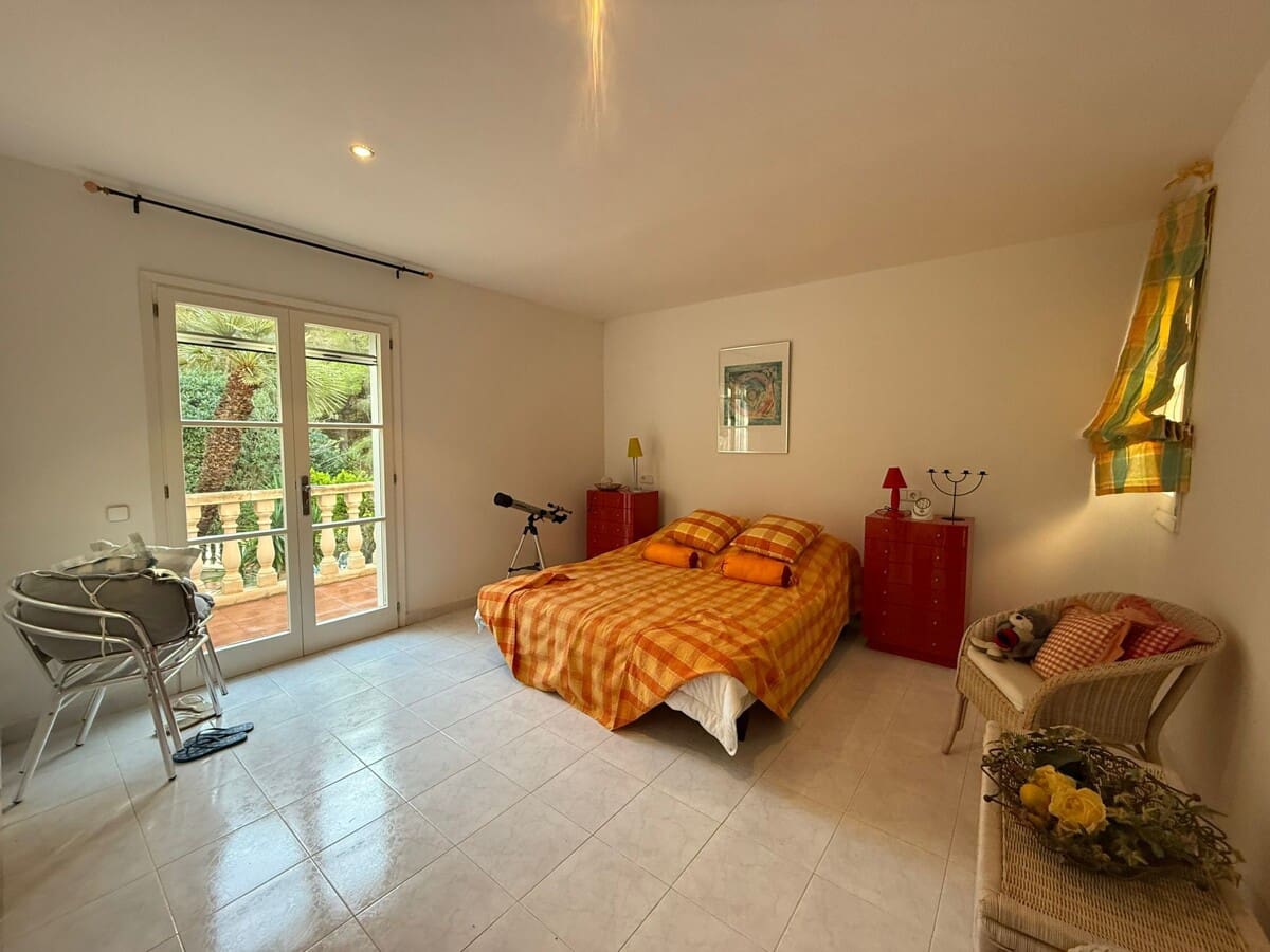 3 bedroom Villa for sale in Costa de la Calma with pool garage - € 1,200,000 (Ref: 9436398)