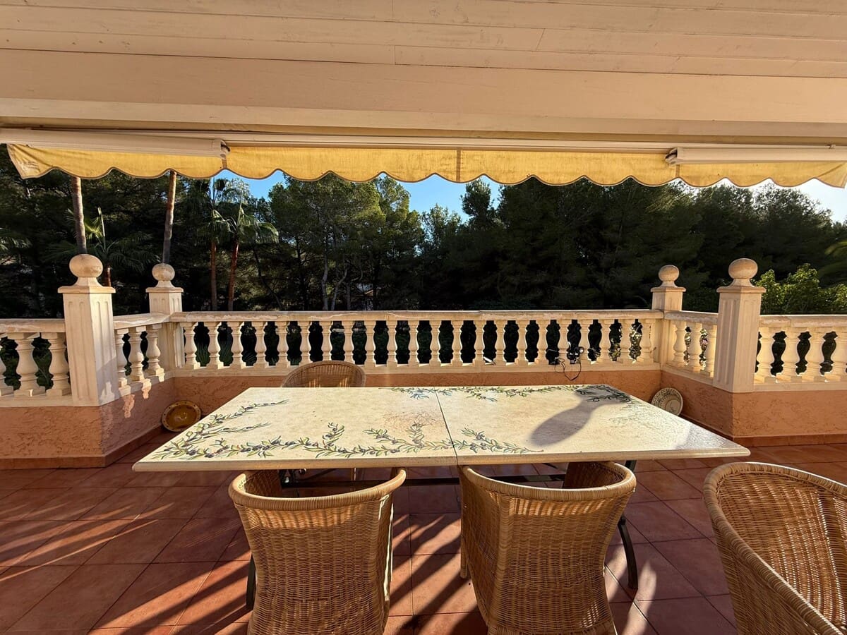 3 bedroom Villa for sale in Costa de la Calma with pool garage - € 1,200,000 (Ref: 9436398)