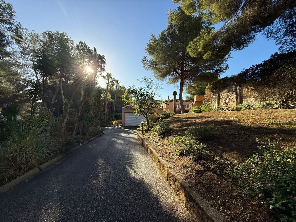 3 bedroom Villa for sale in Costa de la Calma with pool garage - € 1,200,000 (Ref: 9436398)