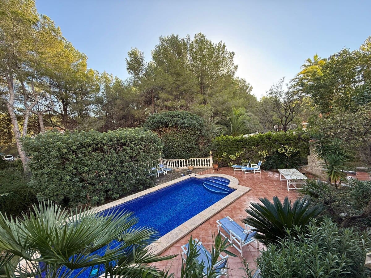 3 bedroom Villa for sale in Costa de la Calma with pool garage - € 1,200,000 (Ref: 9436398)