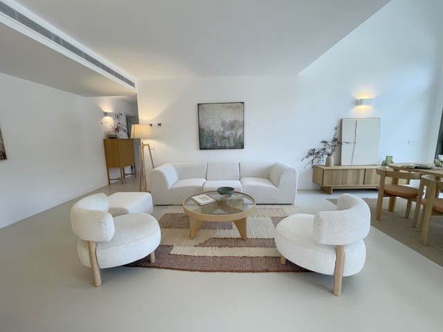 4 sypialnia Willa na sprzedaż w Santa Ponsa, Calvià z basenem garażem - 2 950 000 € (Ref: 9436399)