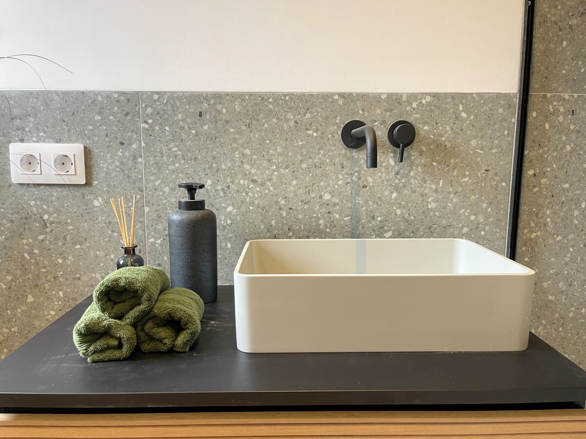 4 bedroom Villa for sale in Santa Ponsa with pool garage - € 2,950,000 (Ref: 9436399)