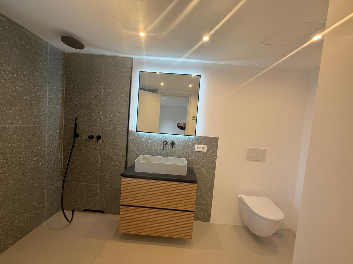 4 bedroom Villa for sale in Santa Ponsa with pool garage - € 2,950,000 (Ref: 9436399)