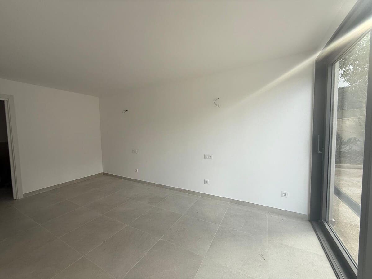 4 bedroom Villa for sale in Santa Ponsa with pool garage - € 2,950,000 (Ref: 9436399)