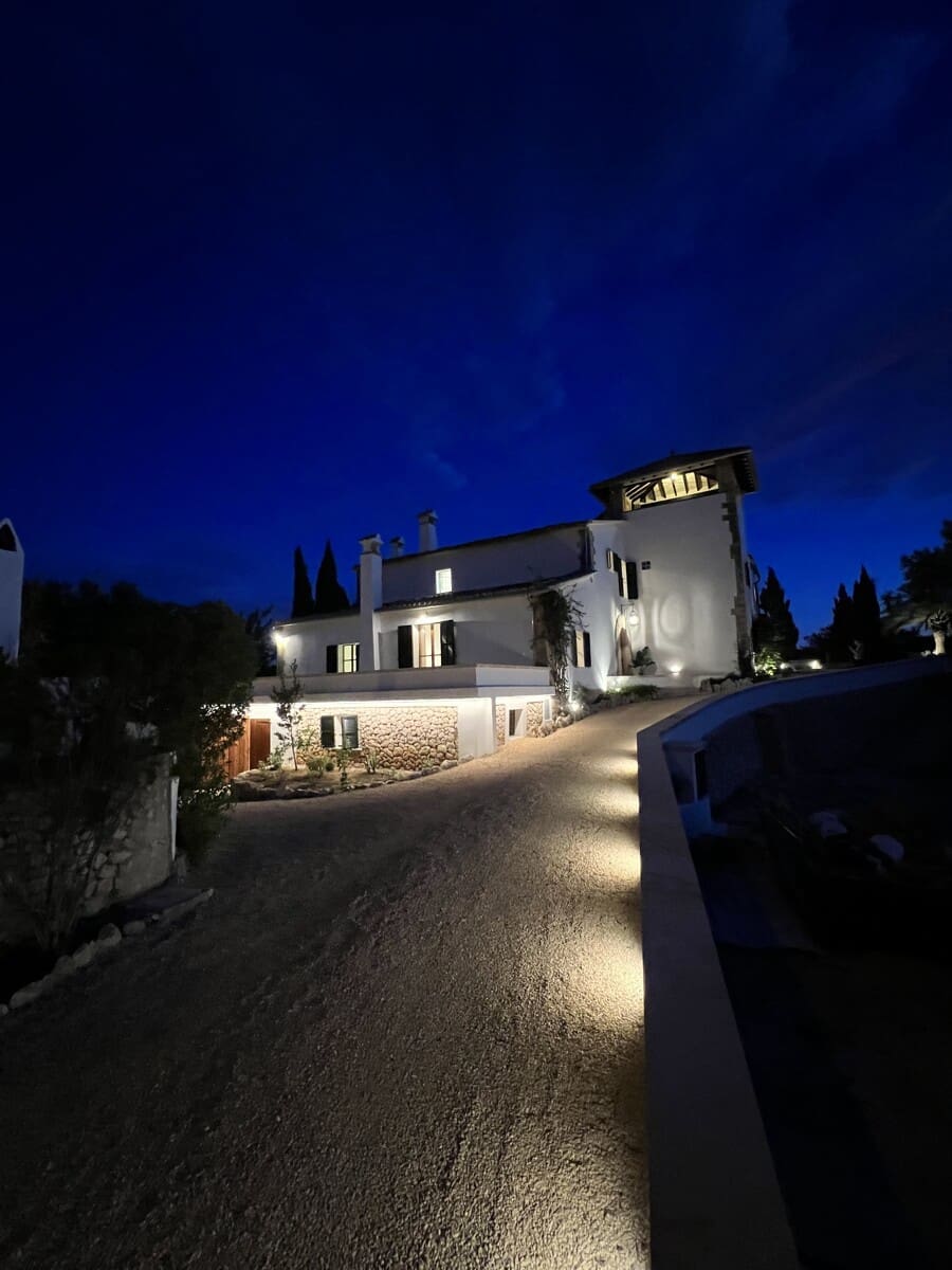 6 sypialnia Willa na sprzedaż w Genova z basenem garażem - 6 950 000 € (Ref: 9436400)