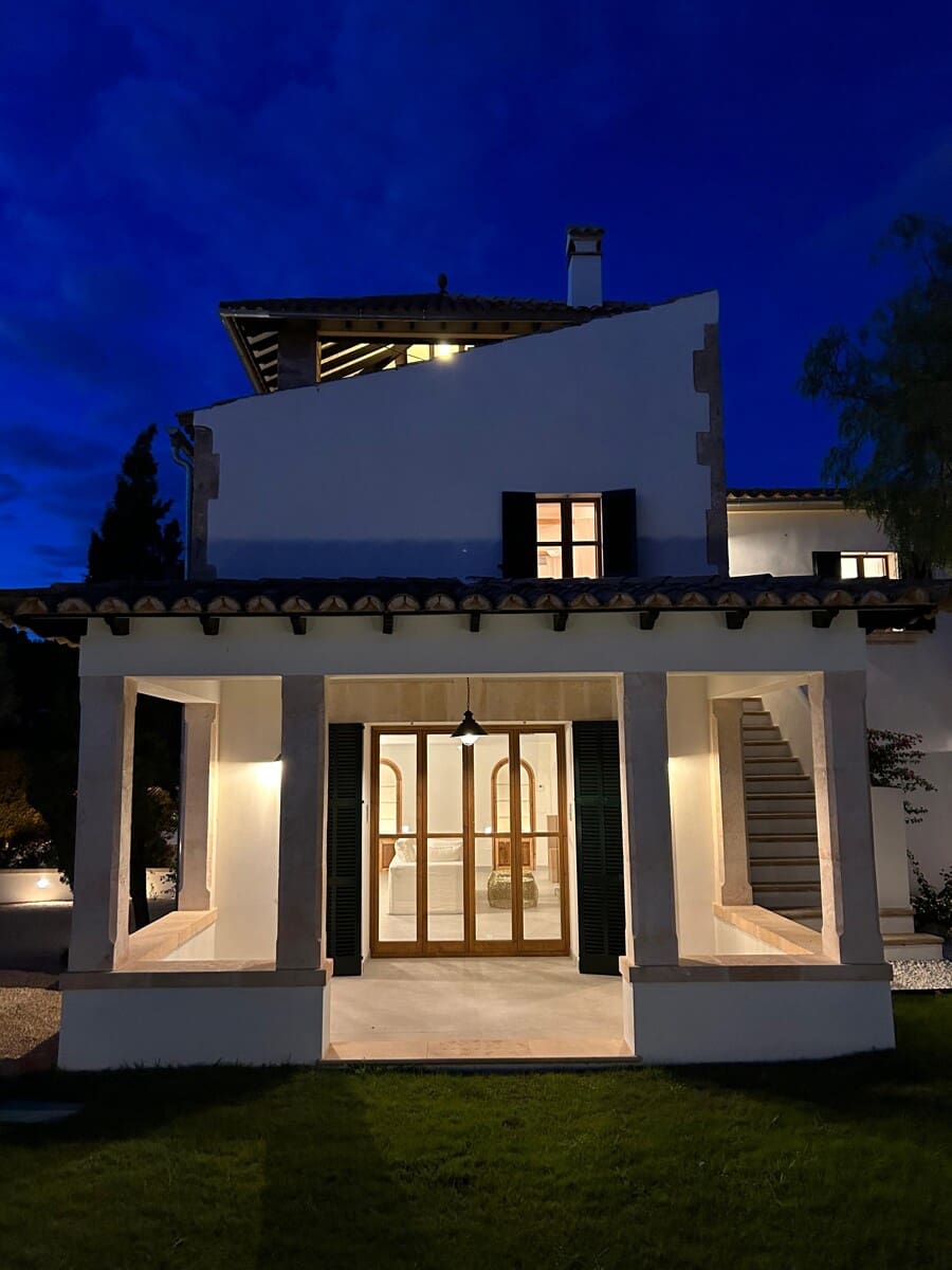 6 sypialnia Willa na sprzedaż w Genova z basenem garażem - 6 950 000 € (Ref: 9436400)