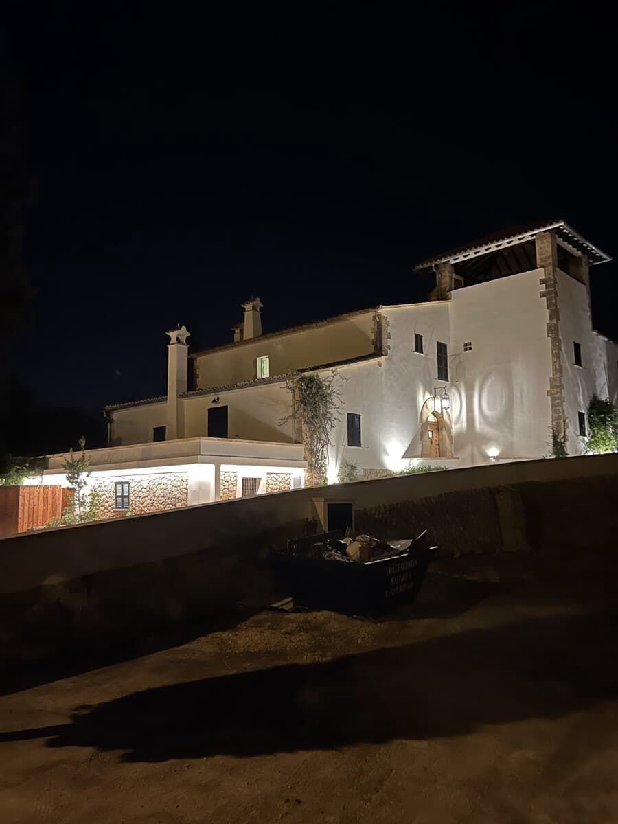 6 sypialnia Willa na sprzedaż w Genova z basenem garażem - 6 950 000 € (Ref: 9436400)