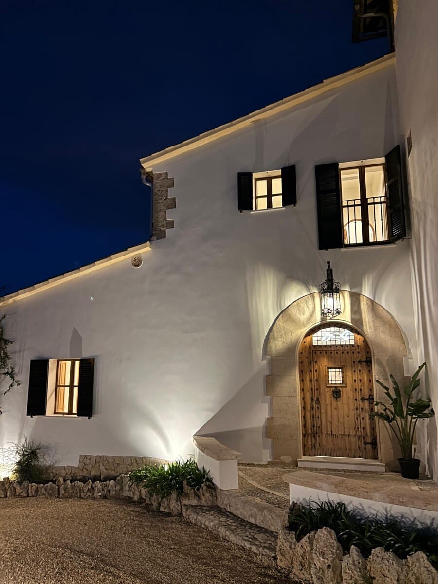 6 sypialnia Willa na sprzedaż w Genova z basenem garażem - 6 950 000 € (Ref: 9436400)